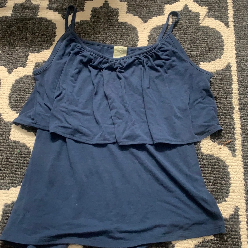 Mod be navy blue small tank top.
